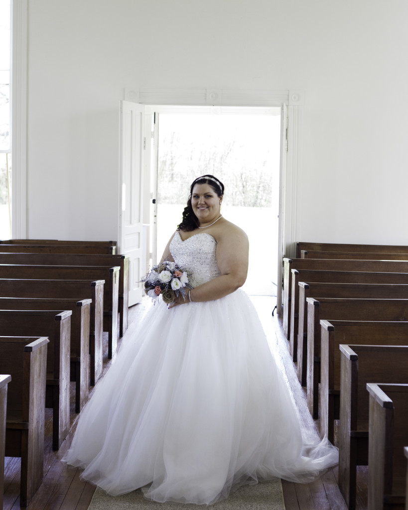 Mann's Chapel Wedding Photography | Rossville, Illinois